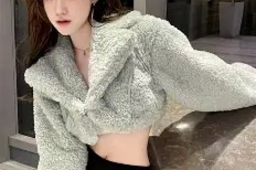 大美女厨房违规被处置 饭圈互撕遭严惩