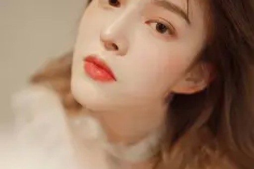 晚上好。吻雅卫生纸一袋35元。两袋65元。三袋90花之语卫生纸一袋38两袋7三袋110海洋之花407911应顾客所说。恢复零售价格。从明天开始。特价价格。到今天结束。共计卖出50袋纸