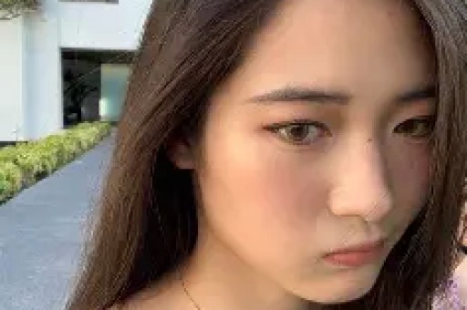 震惊！顶流流量小生隐婚生子被曝光粉丝：三年感情被欺骗！